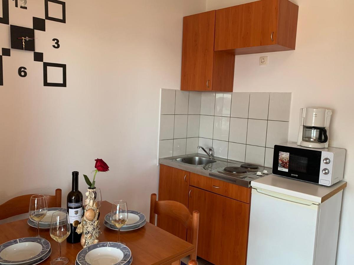 Apartments Julija Crikvenica Kültér fotó